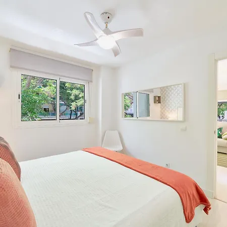 Hola Pleasant Fontanilla Side *